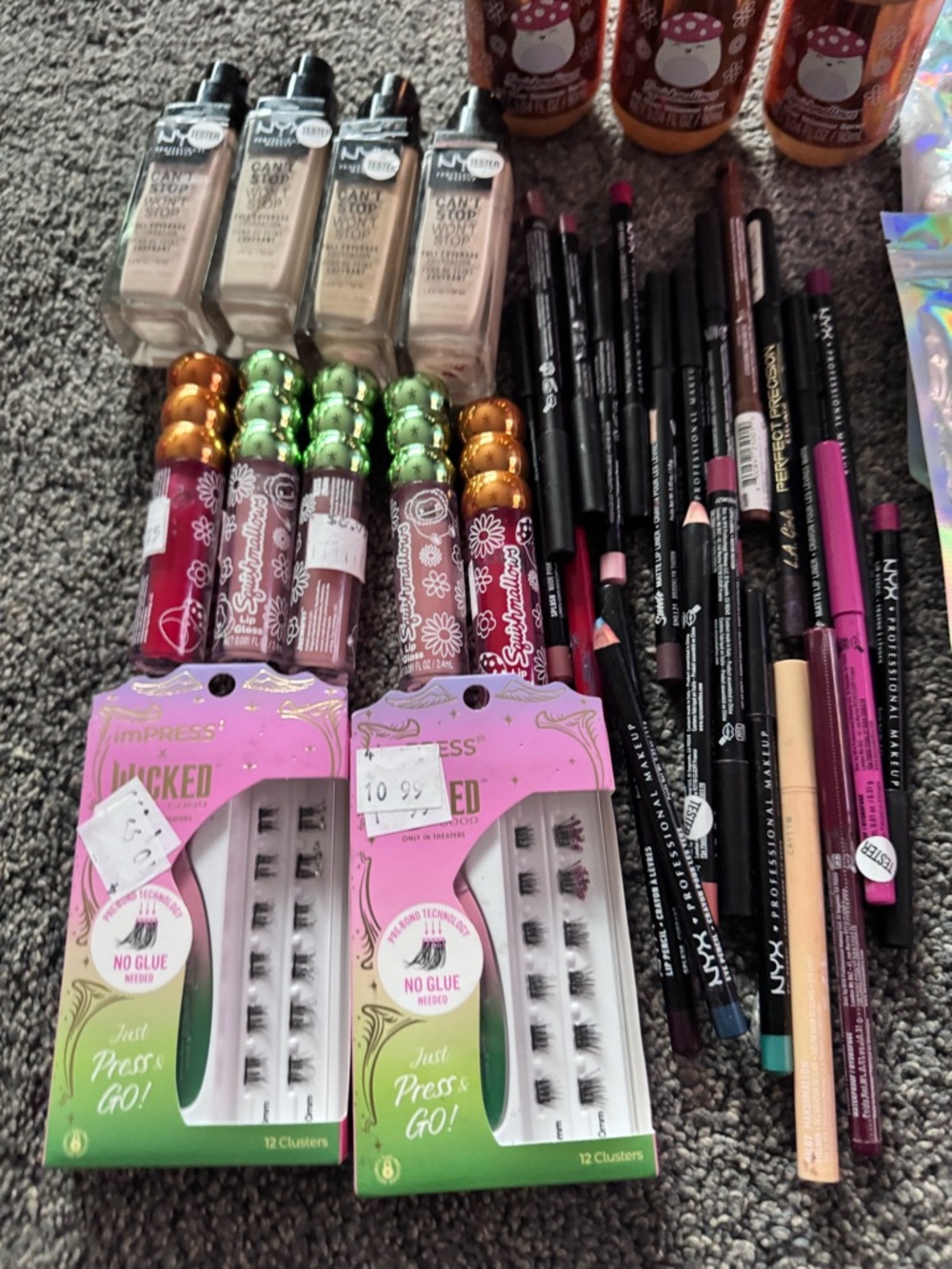 NYX and Assorted Women's Makeup Lot - Pink Lip Liners, False Lashes & More